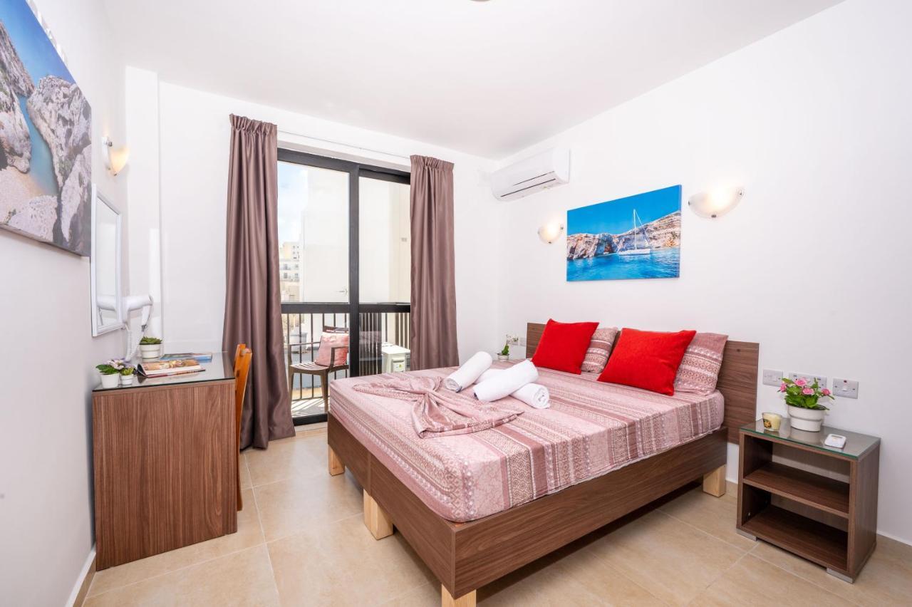 סיינט פול ביי Sea Bliss Apartments With Terrace Just Off Seafront In St Paul'S Bay - By Getawaysmalta מראה חיצוני תמונה