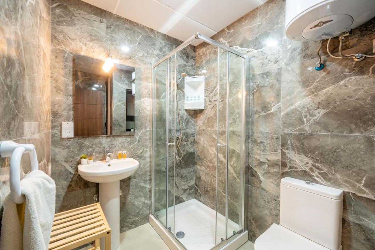 סיינט פול ביי Sea Bliss Apartments With Terrace Just Off Seafront In St Paul'S Bay - By Getawaysmalta מראה חיצוני תמונה